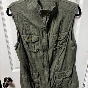 Olive Green Sleeveless Utility Tank Top